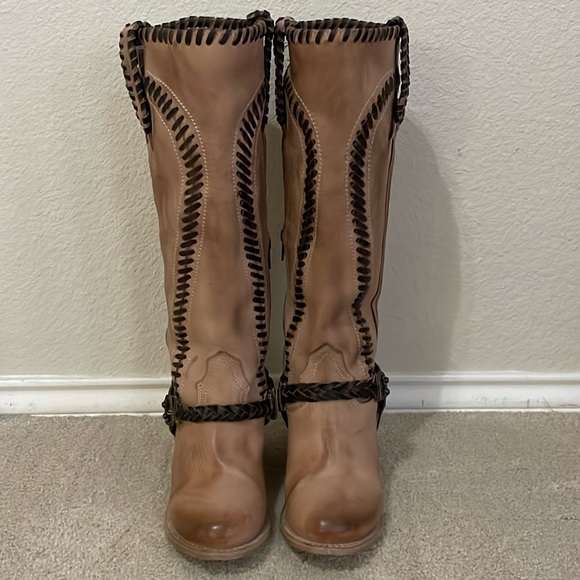 freebird Shoes - Freebird Clover Boots 🍀